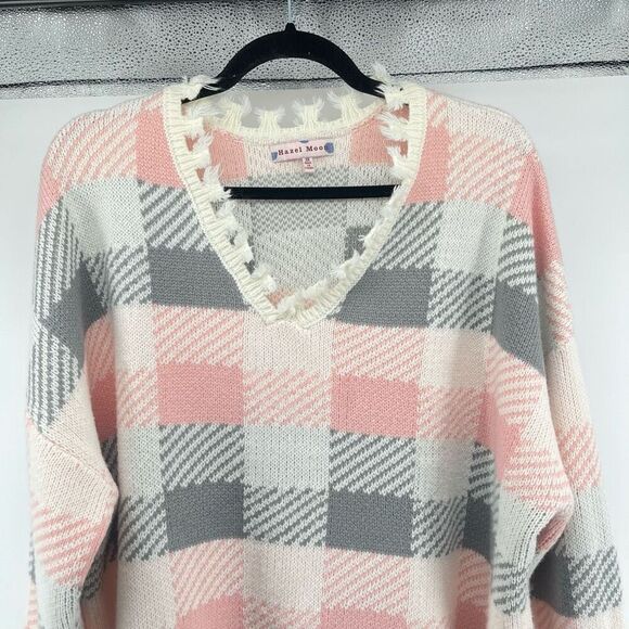 Hazel Moon Women’s Pink Grey Plaid V-Neck Distressed Fringe Pullover Sweater 3X - Picture 4 of 13